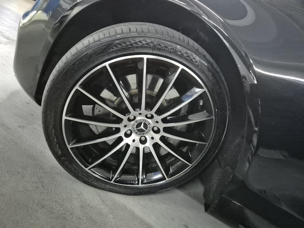 Mercedes Benz S Class - Vista 12