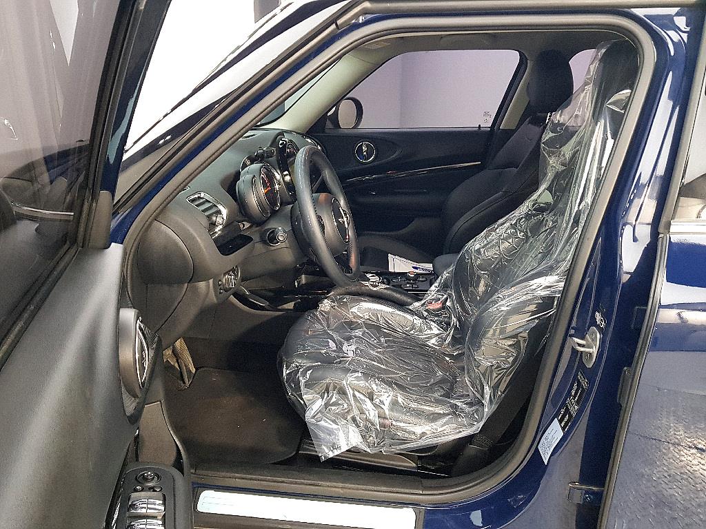 Mini Clubman - Vista 8