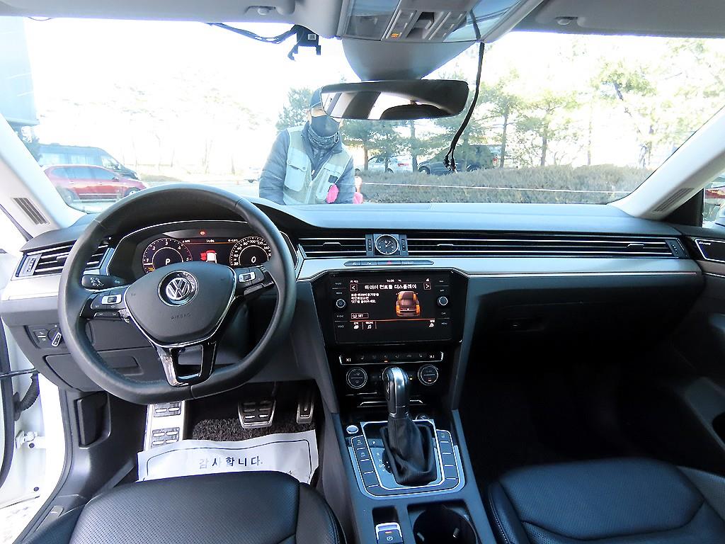 Volkswagen Arteon - Vista 7