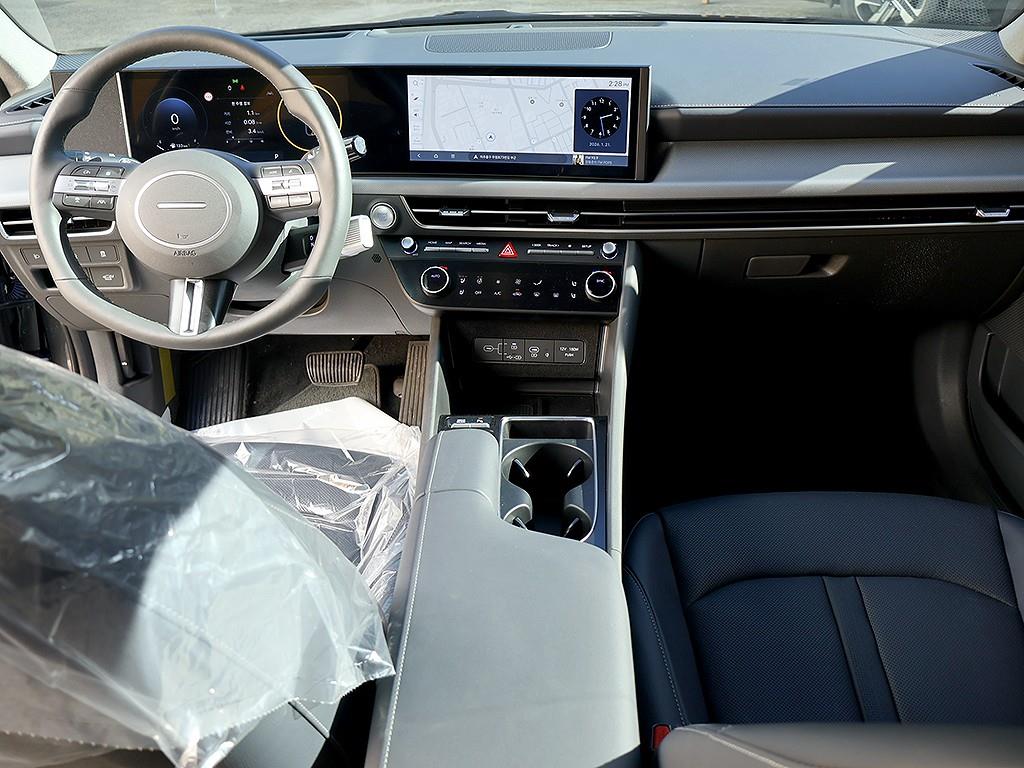 HYUNDAI Sonata - Vista 9