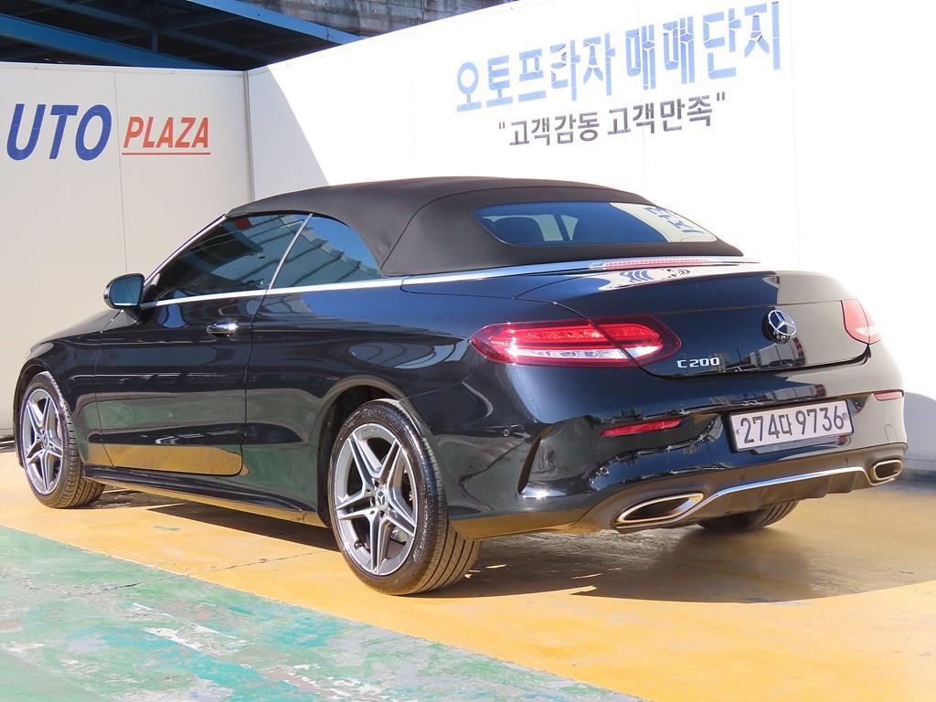 Mercedes Benz C Class - Vista 4