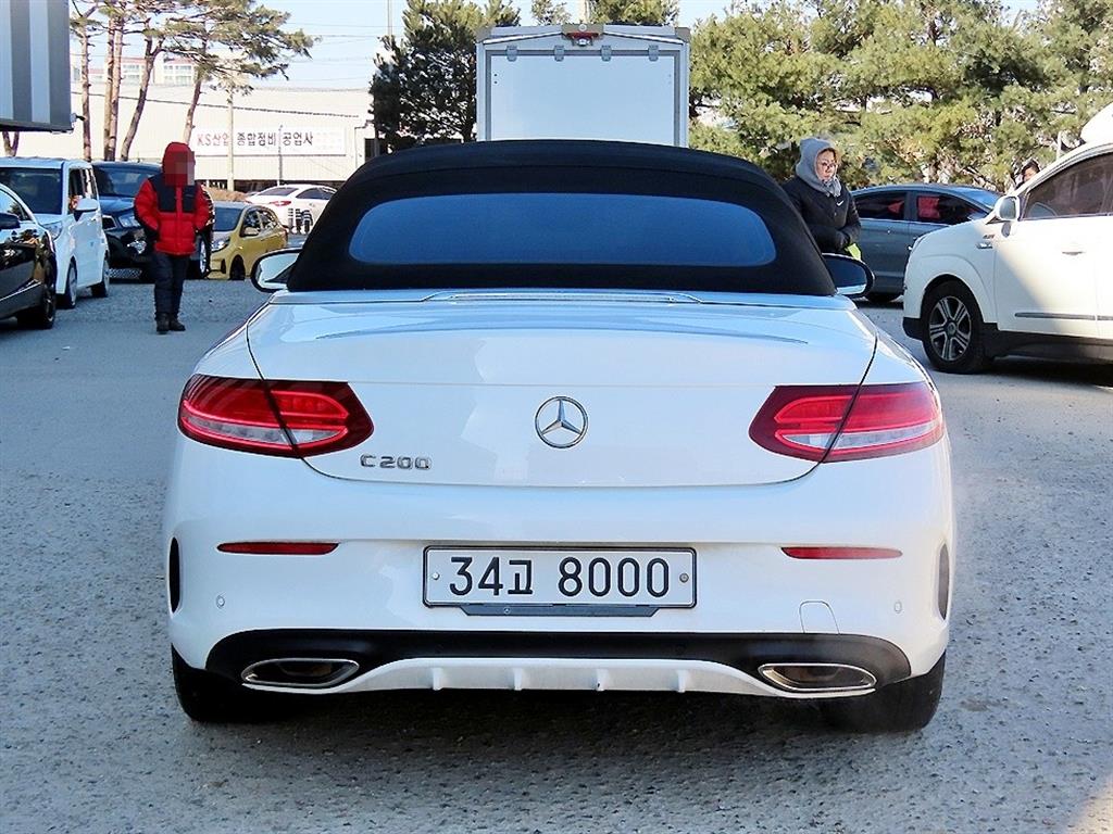 Mercedes Benz C Class - Vista 4