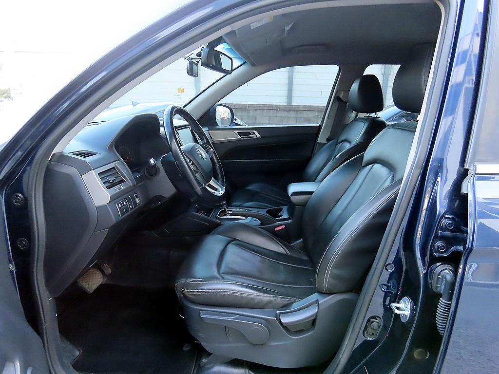 Ssangyong Rexton - Vista 5