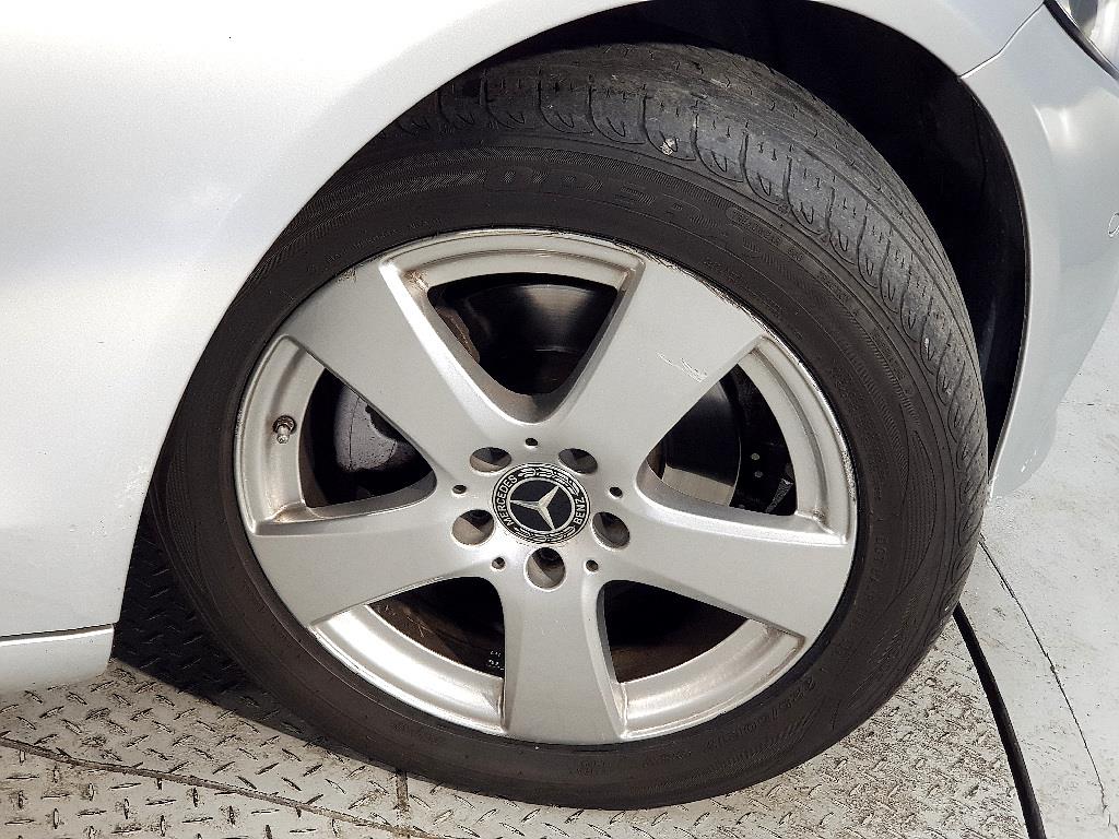 Mercedes Benz C Class 2018 Plateado - Importación desde Corea - HF Imports Iquique - Foto 20