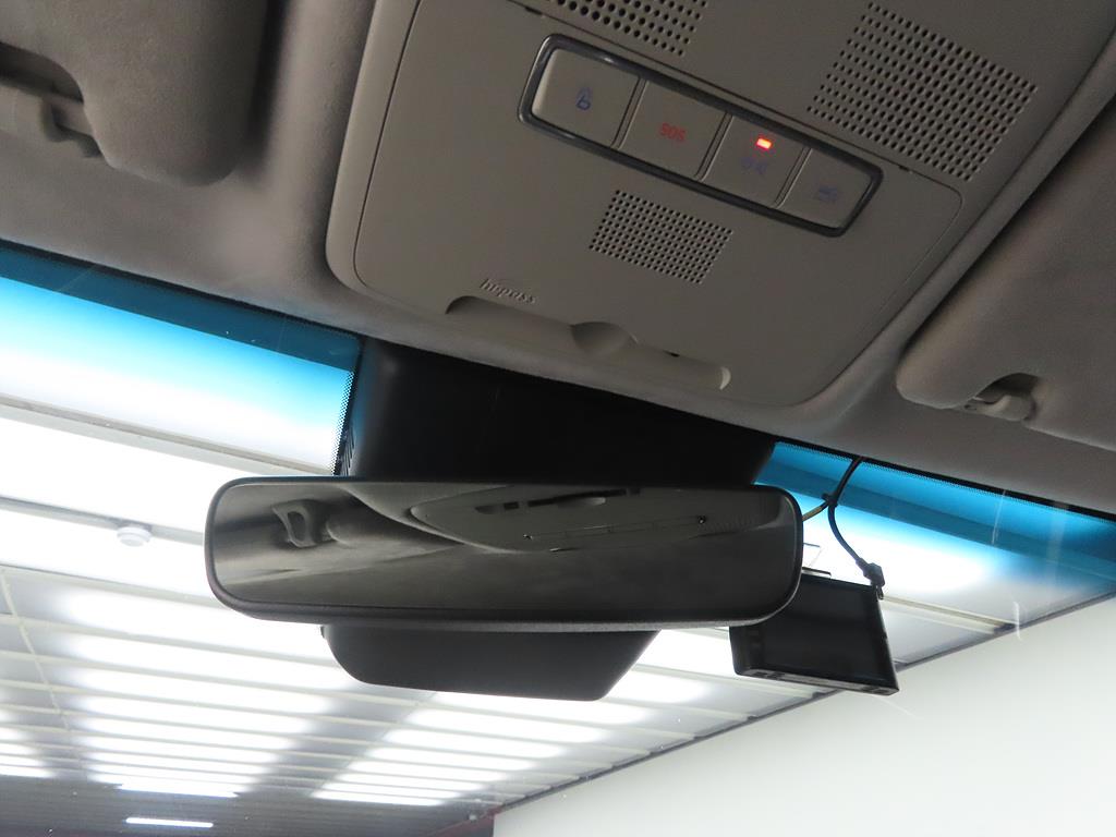 HYUNDAI Grandeur - Vista 12