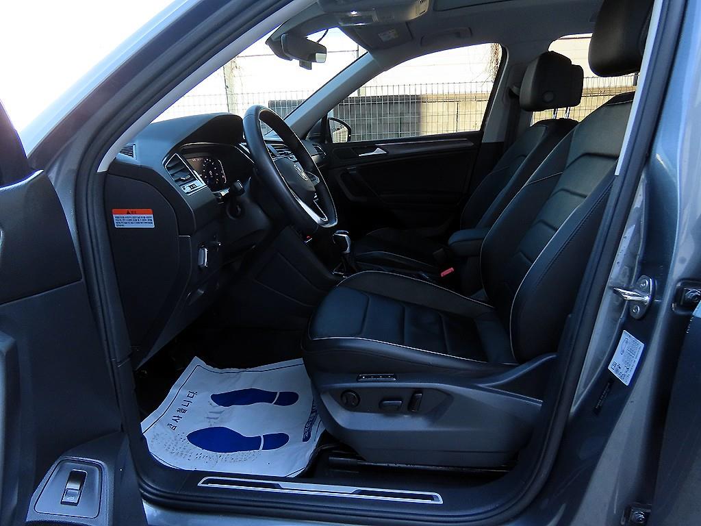 Volkswagen Tiguan - Vista 5