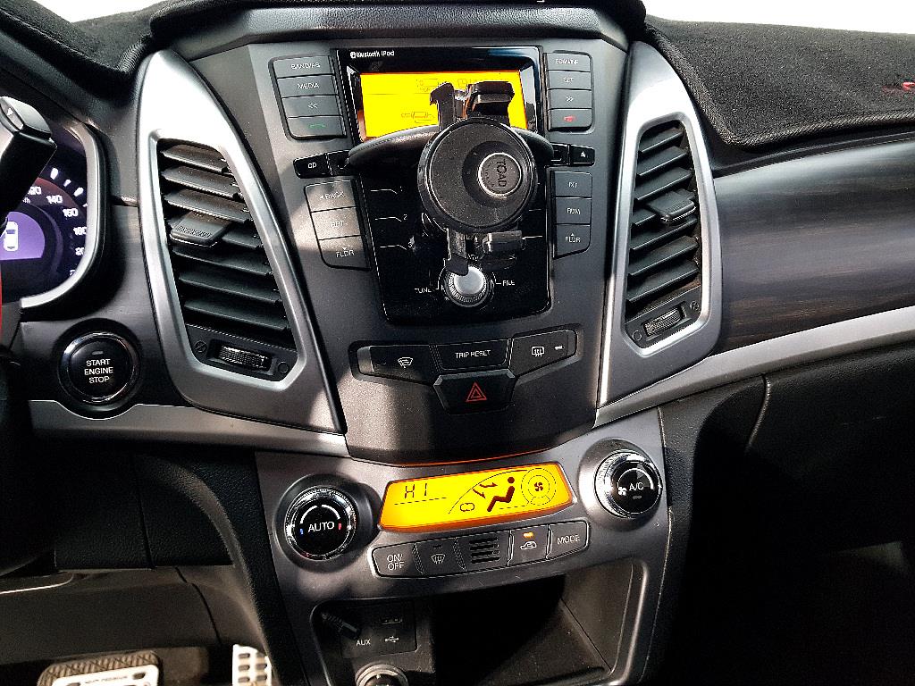 Ssangyong Korando 2015 Blanco - Importación desde Corea - HF Imports Iquique - Foto 13