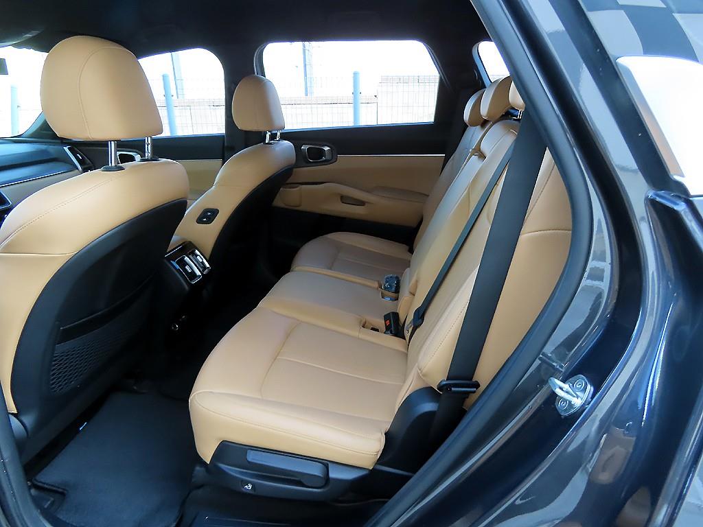 KIA Sorento - Vista 6