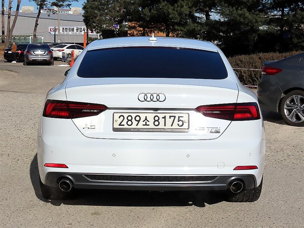 Audi A5 - Vista 4