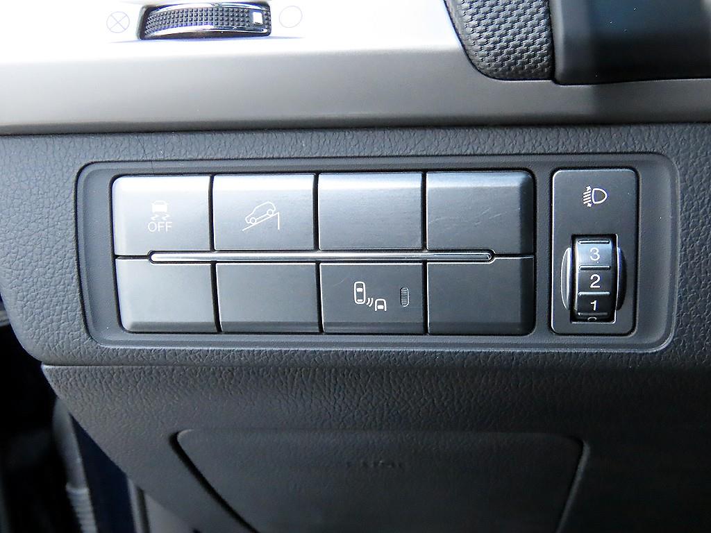 Ssangyong Rexton - Vista 12