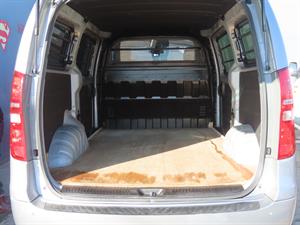 HYUNDAI Starex - Vista 10