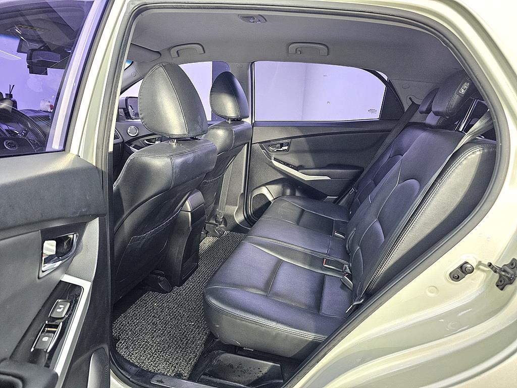 Ssangyong Korando - Vista 8