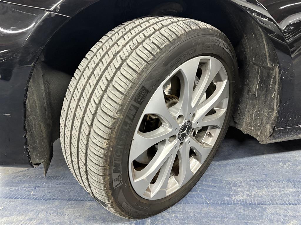 Mercedes Benz E class - Vista 9