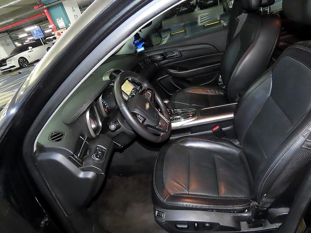 Chevrolet Malibu - Vista 6