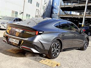 HYUNDAI Sonata - Vista 8