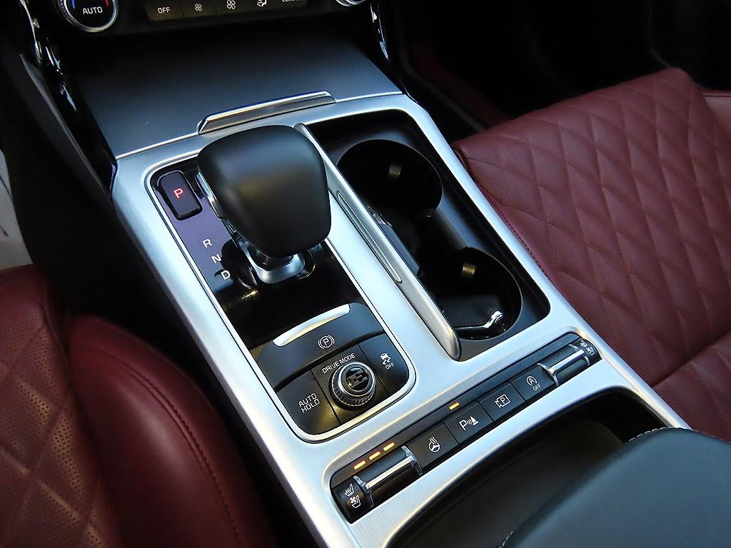 KIA Stinger - Vista 11