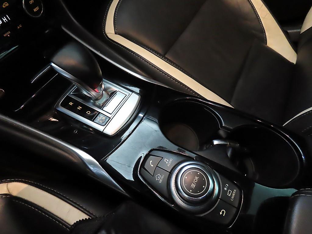 Infiniti Q - Vista 12