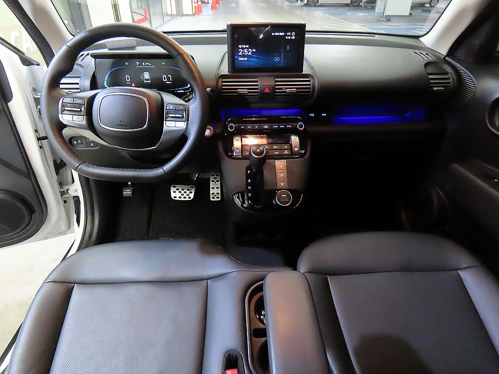 HYUNDAI Casper - Vista 10