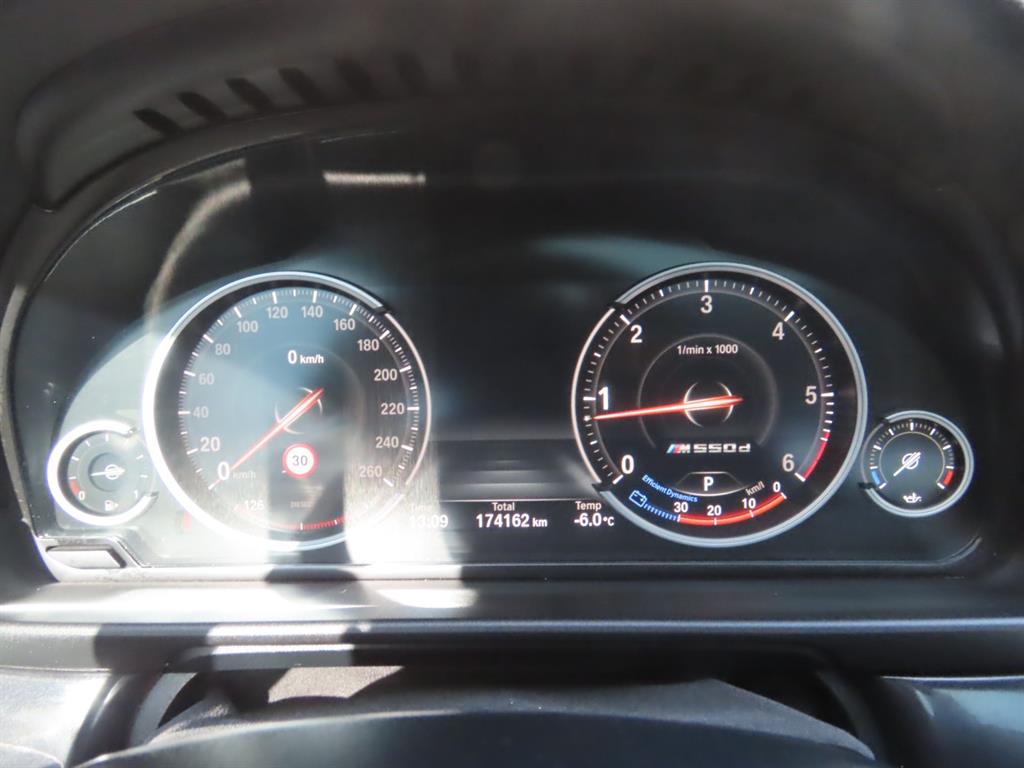 BMW 5 Series 2016 Negro - Importación desde Corea - HF Imports Iquique - Foto 7