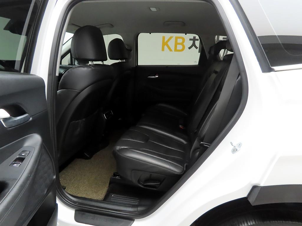 HYUNDAI Santa Fe 2021 Blanco - Importación desde Corea - HF Imports Iquique - Foto 14