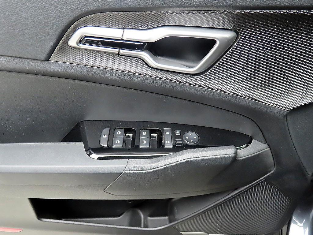 KIA Sportage - Vista 11