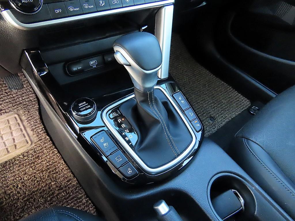 KIA Seltos - Vista 10