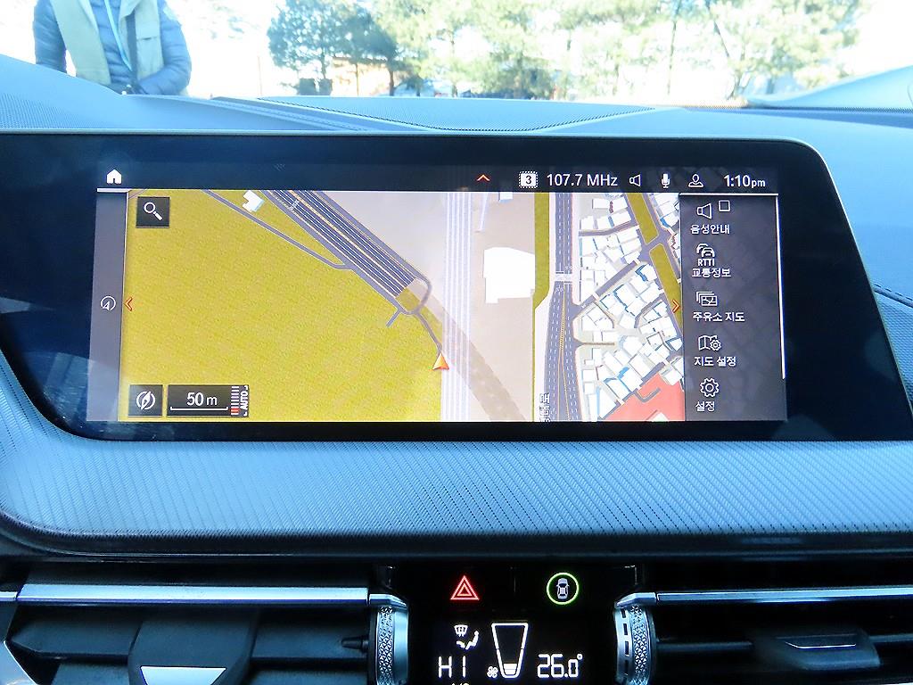 BMW 1 series 2023 Blanco - Importación desde Corea - HF Imports Iquique - Foto 13