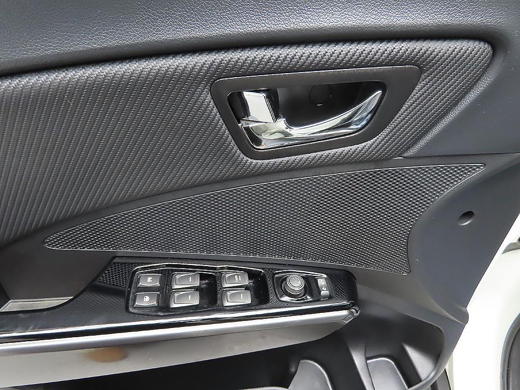 Ssangyong Tivoli 2020 Blanco - Importación desde Corea - HF Imports Iquique - Foto 11