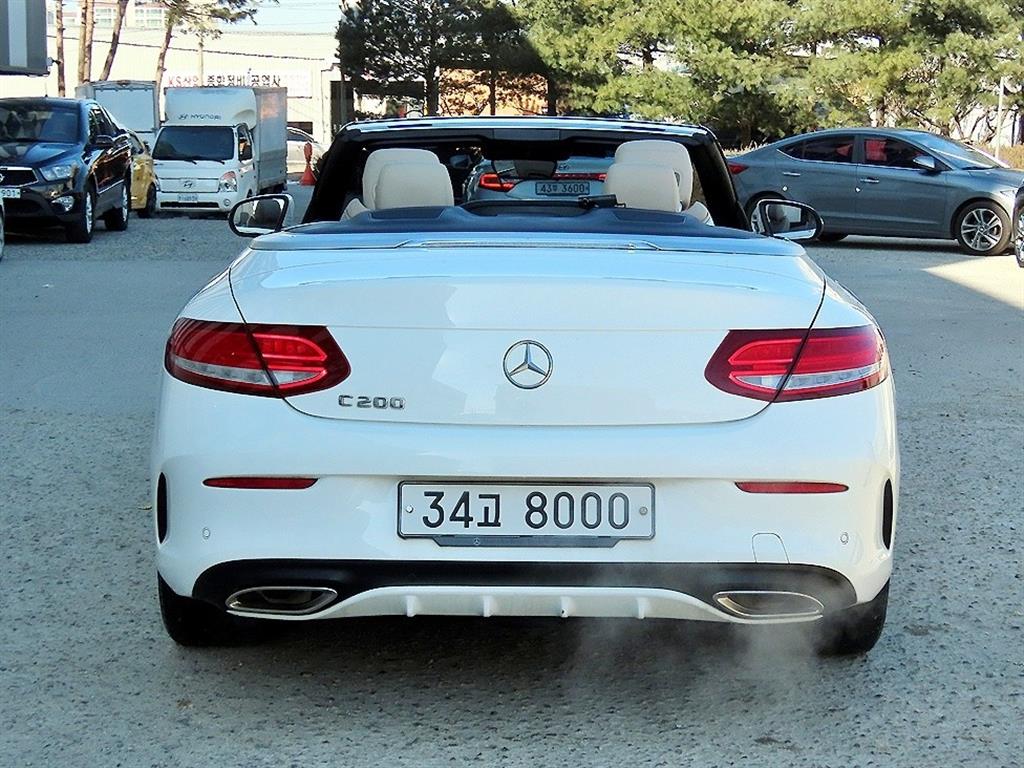 Mercedes Benz C Class - Vista 8