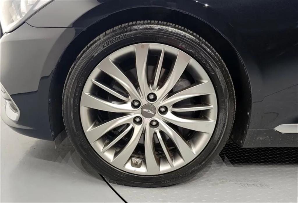 Genesis G80 - Vista 7