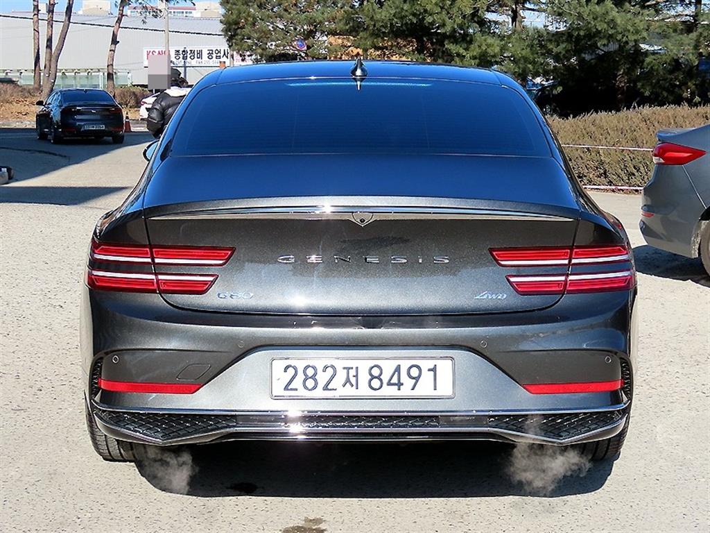 Genesis G80 - Vista 4