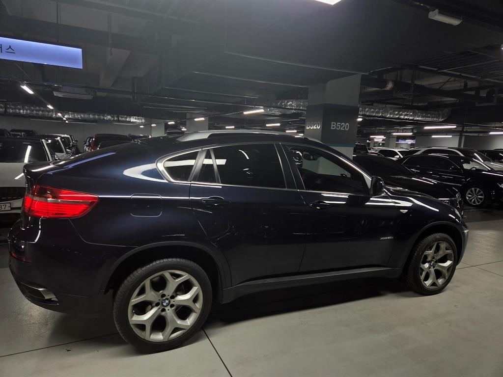BMW X6 - Vista 4