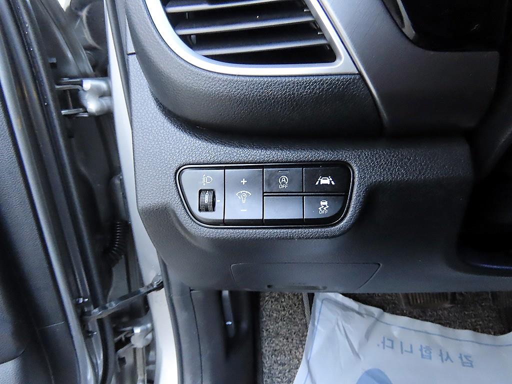 KIA Seltos - Vista 12