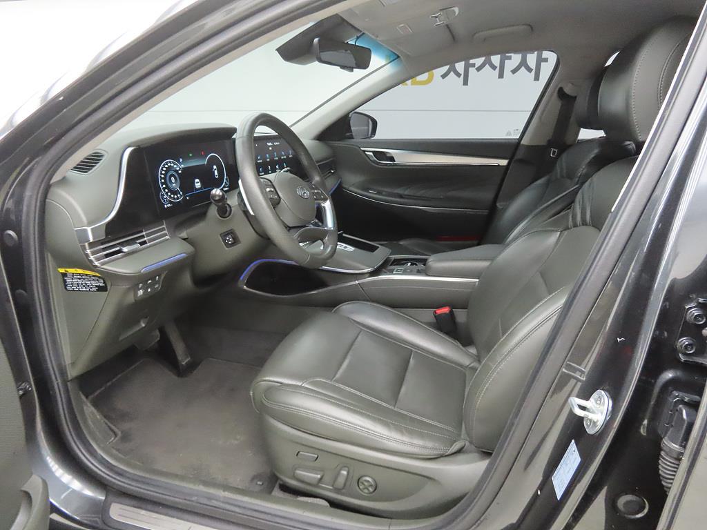 HYUNDAI Grandeur - Vista 5