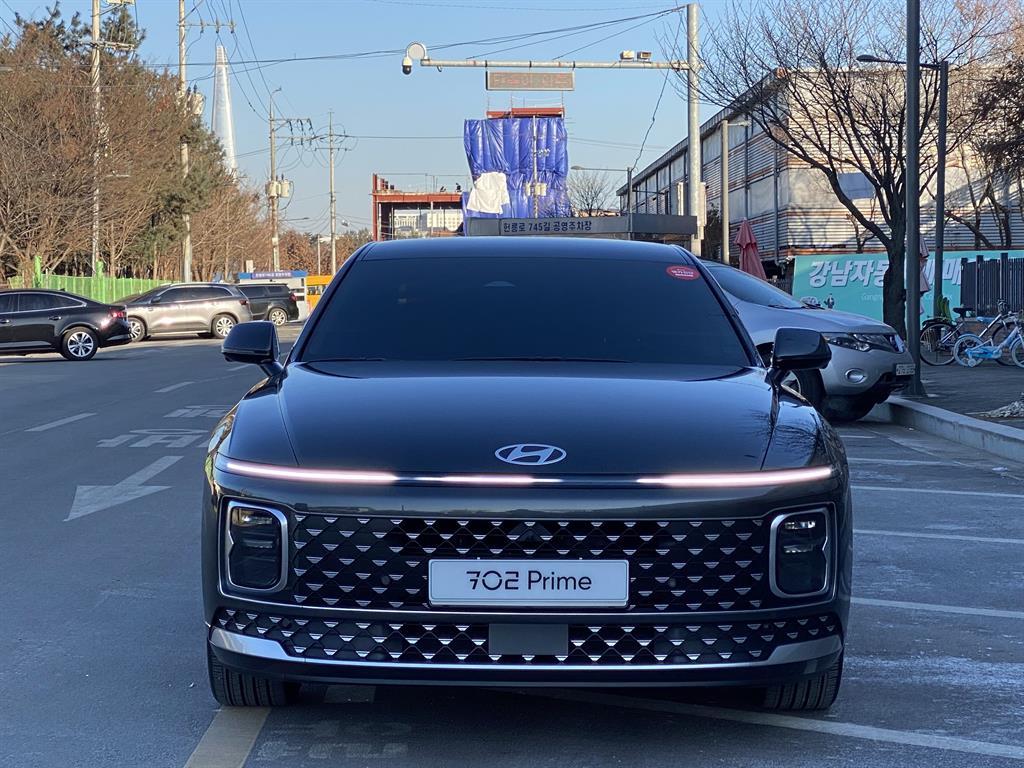 HYUNDAI Grandeur - Vista 2