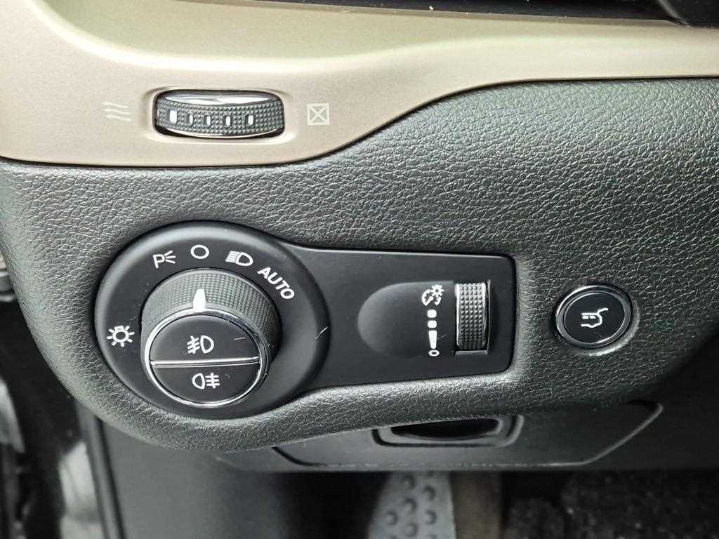 Jeep Cherokee 2015 Negro - Importación desde Corea - HF Imports Iquique - Foto 18