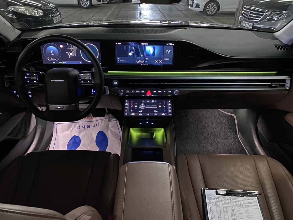 HYUNDAI Grandeur - Vista 6