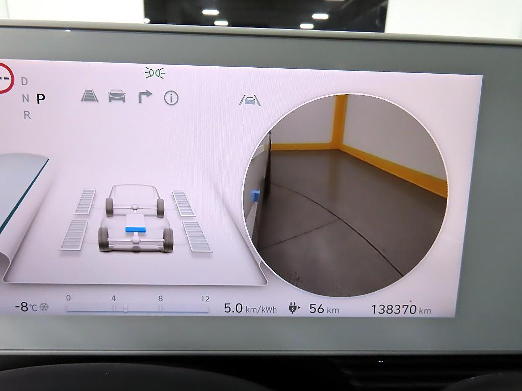 HYUNDAI Ioniq 5 - Vista 8