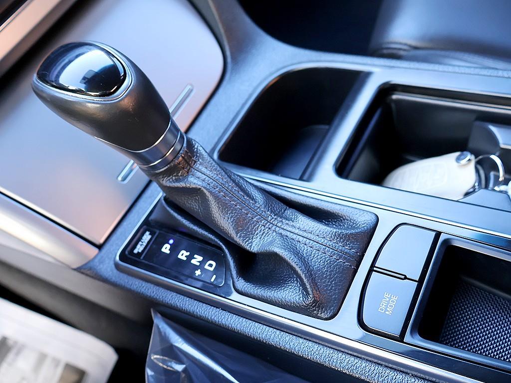 HYUNDAI Sonata 2016 Negro - Importación desde Corea - HF Imports Iquique - Foto 7