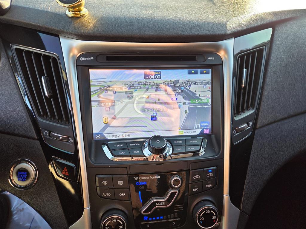 HYUNDAI Sonata - Vista 9