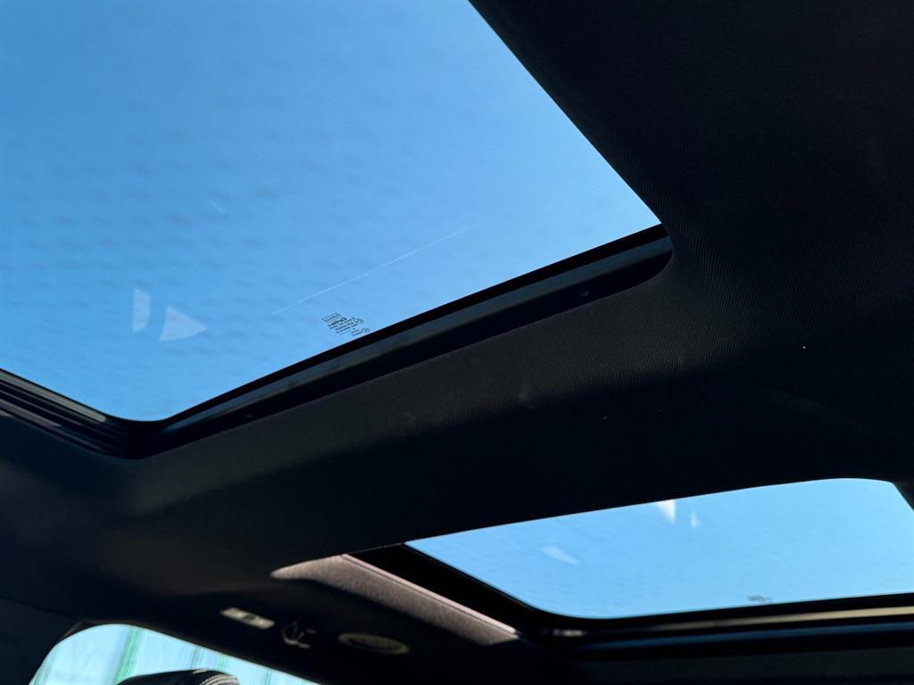 Ford Explorer - Vista 10