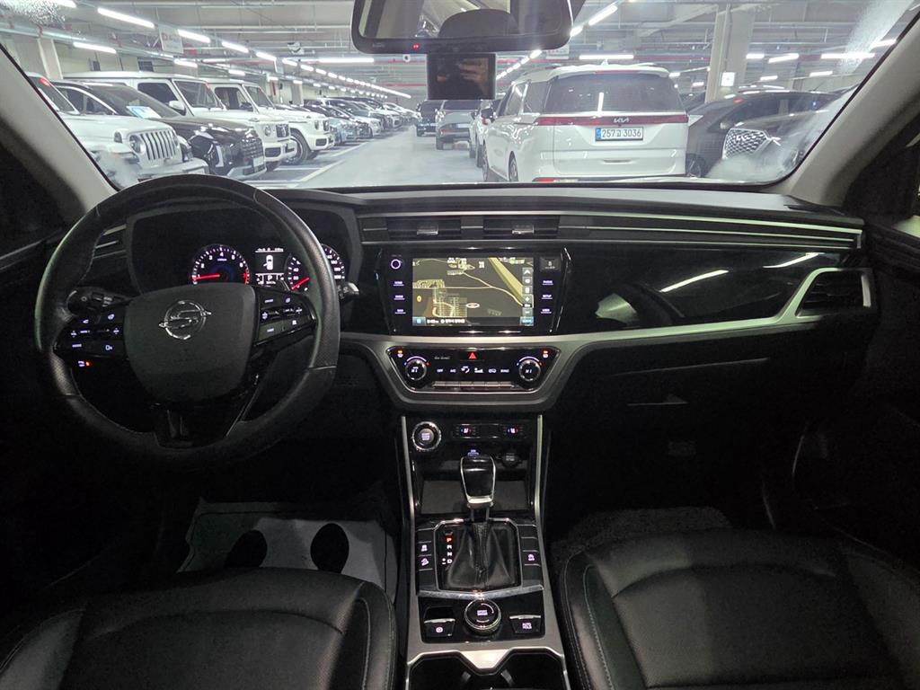 Ssangyong Korando - Vista 11