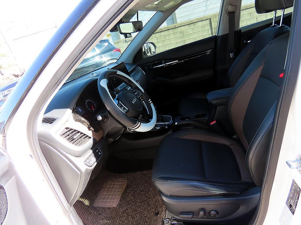 KIA Seltos - Vista 5