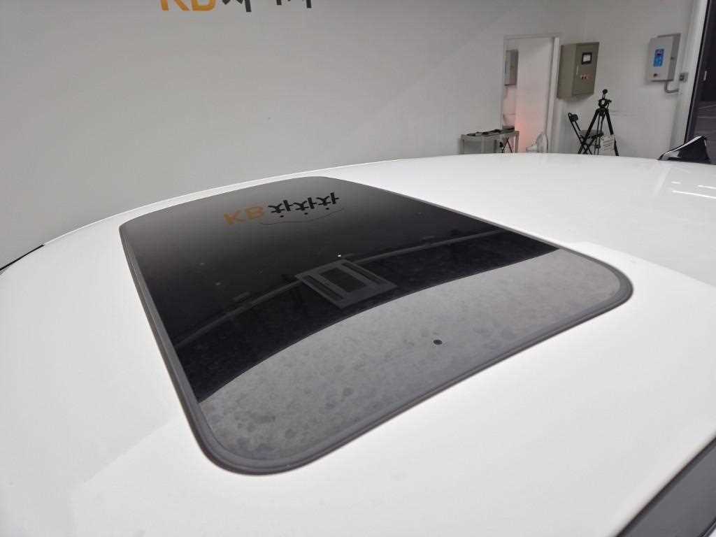 HYUNDAI Avante 2024 Blanco - Importación desde Corea - HF Imports Iquique - Foto 13