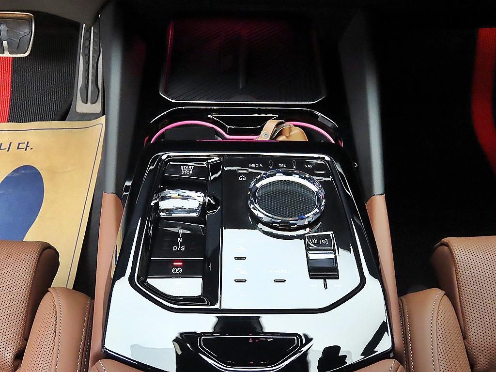 BMW 5 Series - Vista 10