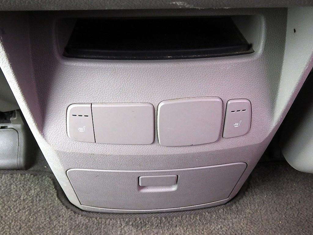 KIA Carnival - Vista 9