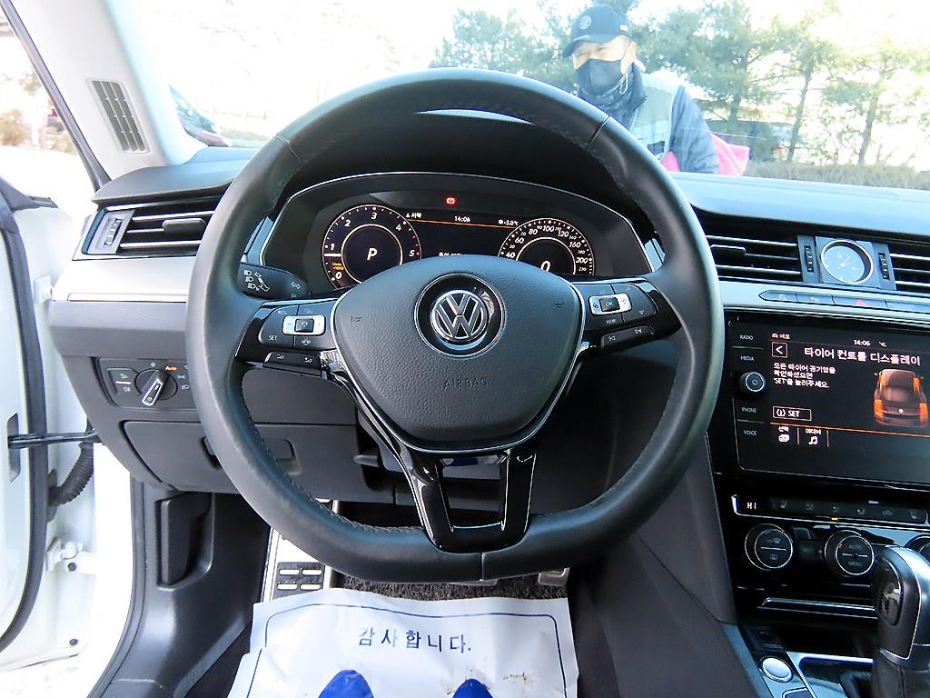 Volkswagen Arteon - Vista 8