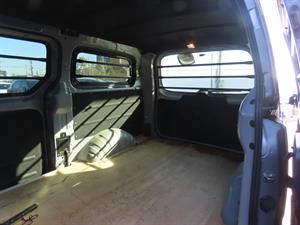 HYUNDAI Starex - Vista 12