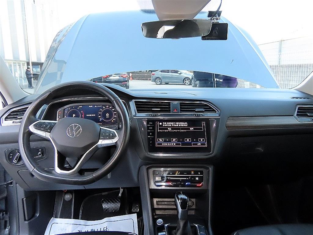 Volkswagen Tiguan - Vista 7