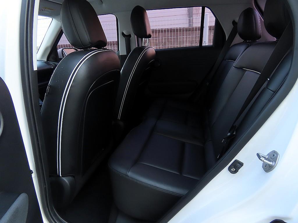 HYUNDAI Casper - Vista 6